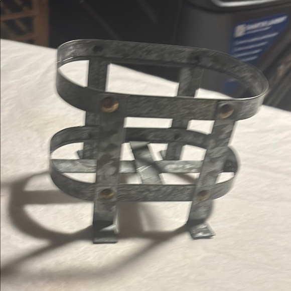 Metal Soap Holder with Black and White Accents - Picture 6 of 16